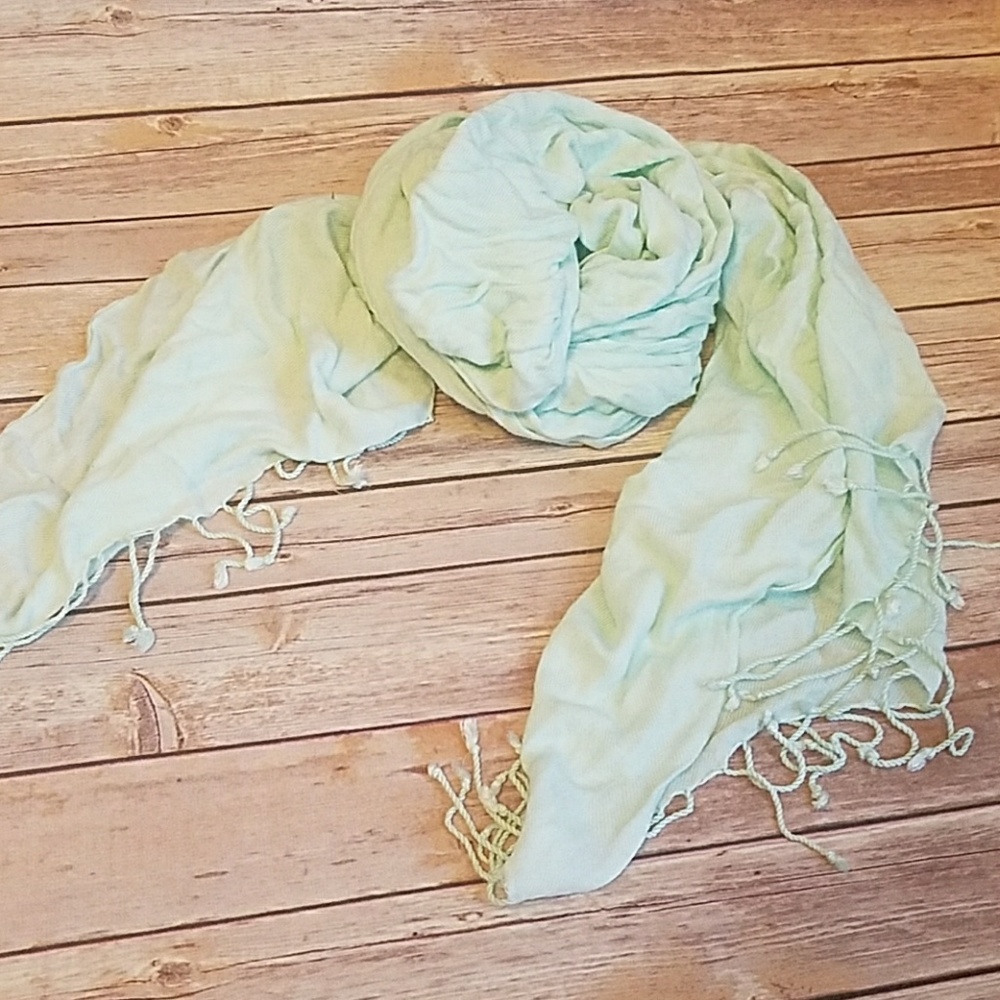 🔴Mint green soft scarf