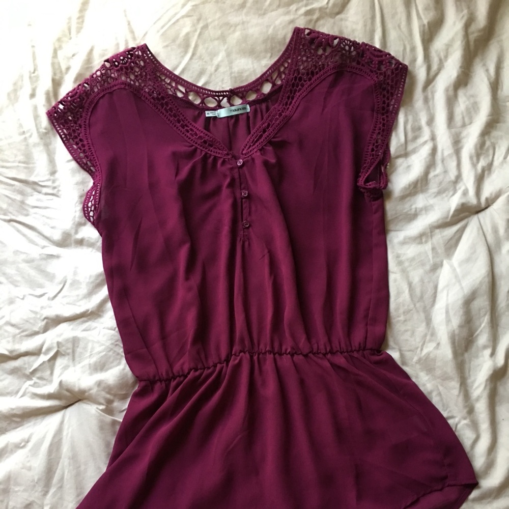 Sheer tunic shirt with lace shoulders and collar