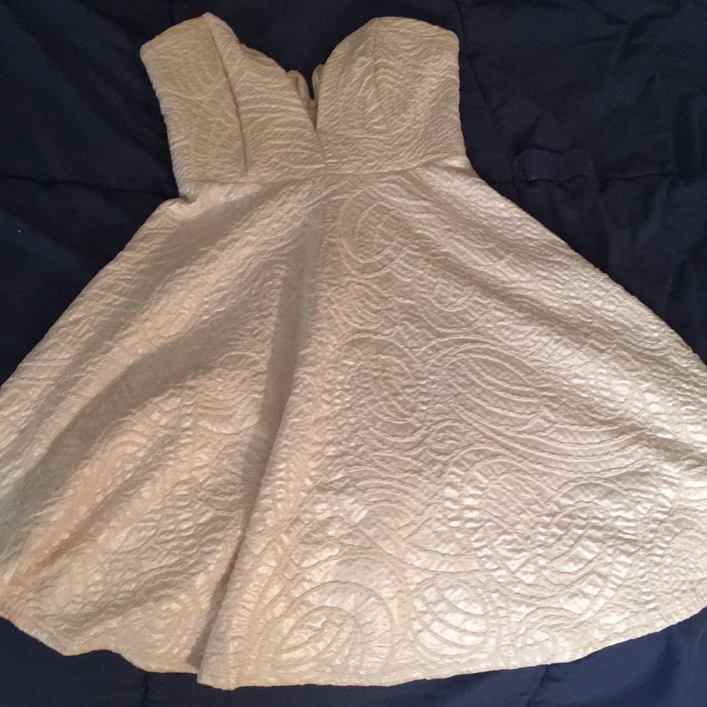 White/Cream Strapless Windsor dress - Worn twice!
