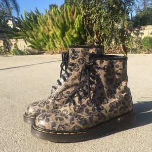 Doc martens !