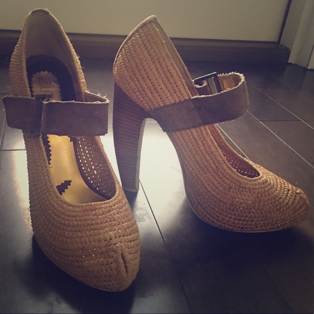 Unique Mary Jane pumps