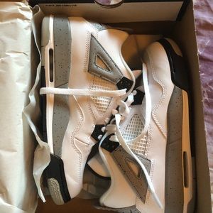 Jordan retro 4 cement (7 youth)