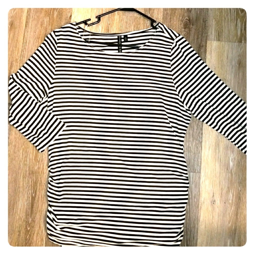 Navy and white Top Final pricing