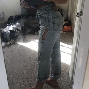 Vintage LEVI destroyed