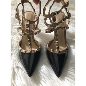 BCBGENERATION Darron Two-Tone Patent Pump