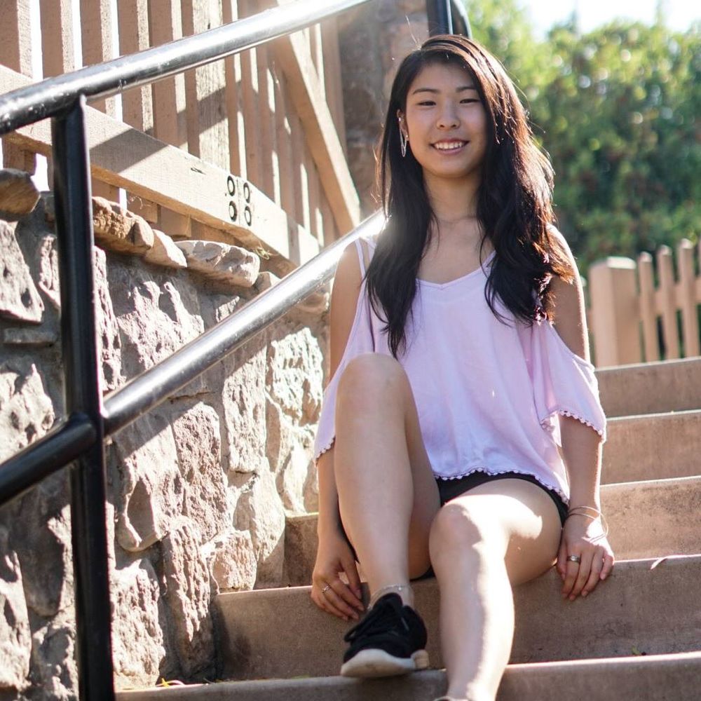 Meet your Posher, Luna