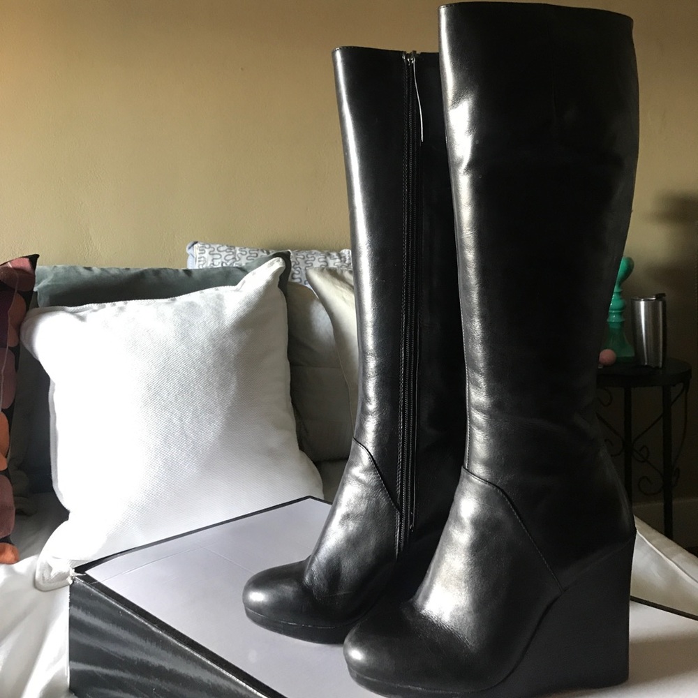 Nine West wedge boots