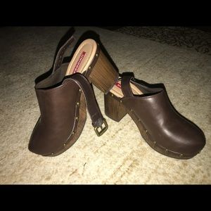 Union bay shoes never used