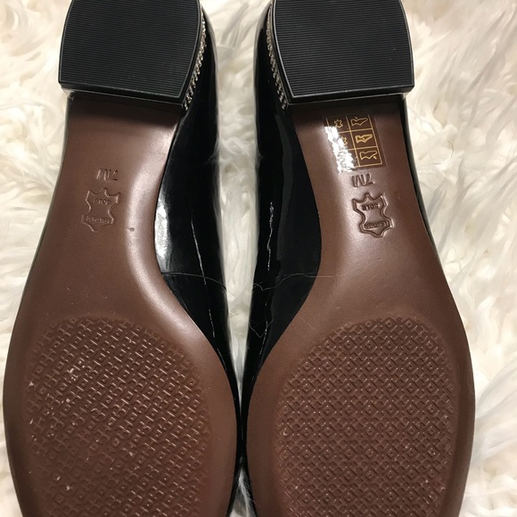 Black Tory Burch flats with studded heel - Picture 5 of 7