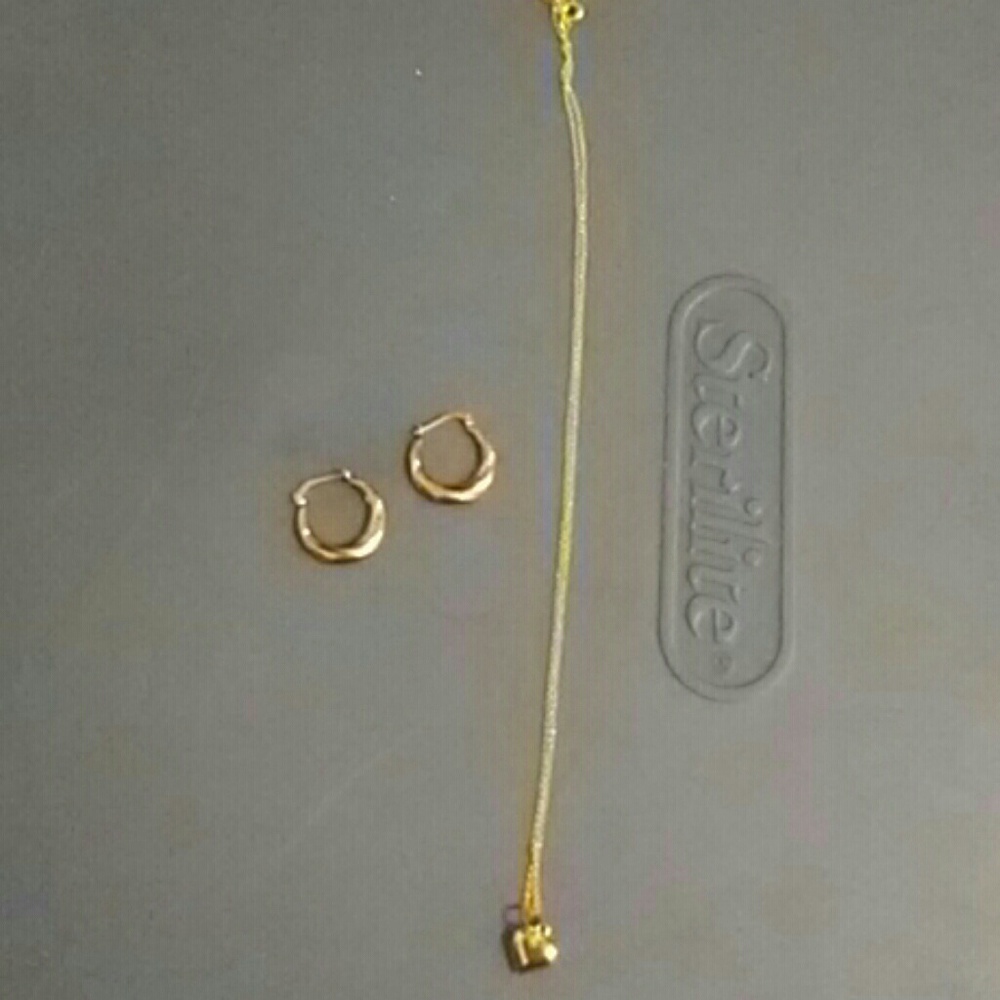 Pagoda jewelry such as