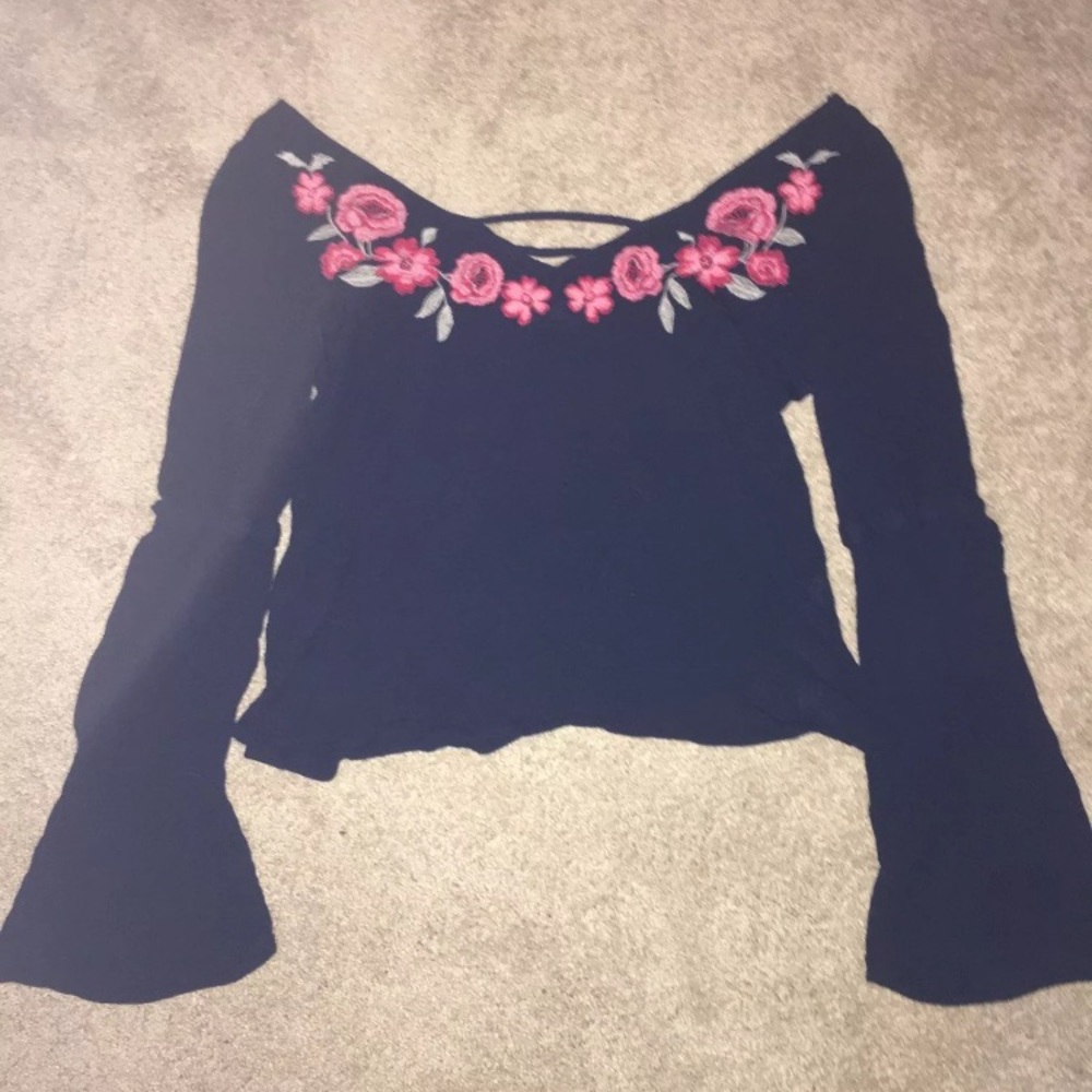 Hollister Cropped Top