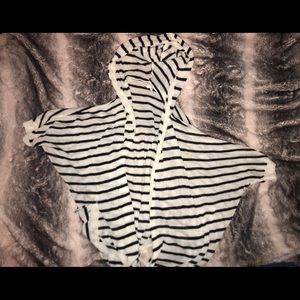 Striped short sleeved cardigan