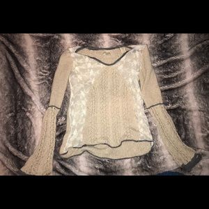 Knight bell-sleeved sweater