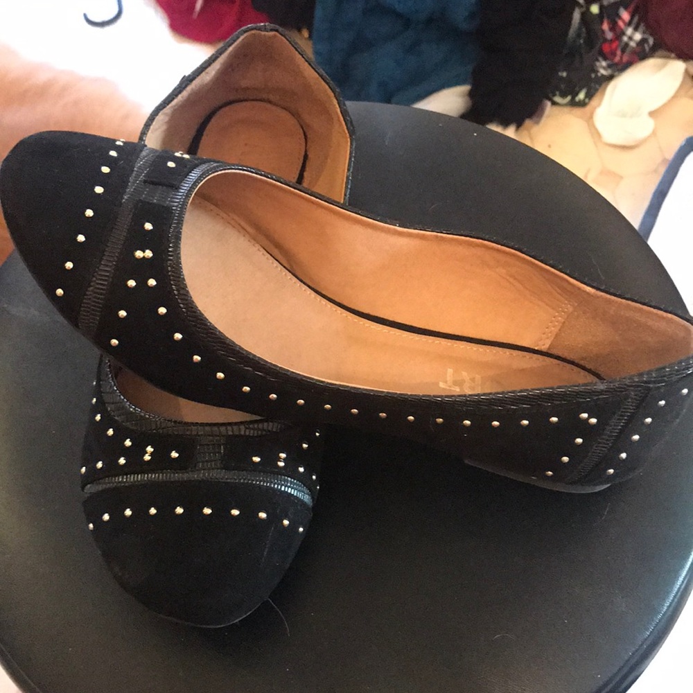 Black flats