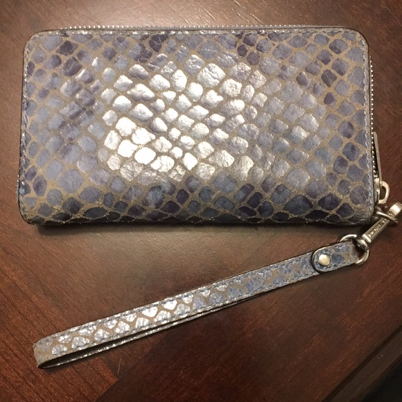 Michael Kors Hamilton python tote & wristlet - Picture 7 of 8