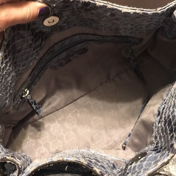 Michael Kors Hamilton python tote & wristlet - Picture 4 of 8