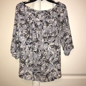 Year round off the shoulder top!