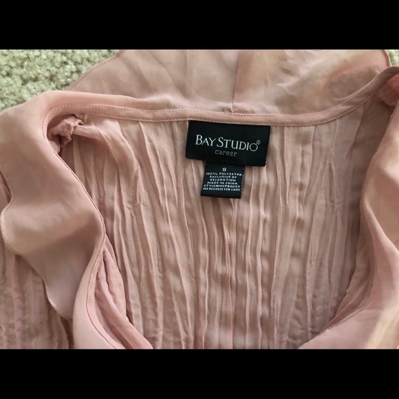 Ruffled Blouse ππΈπ - Picture 3 of 4