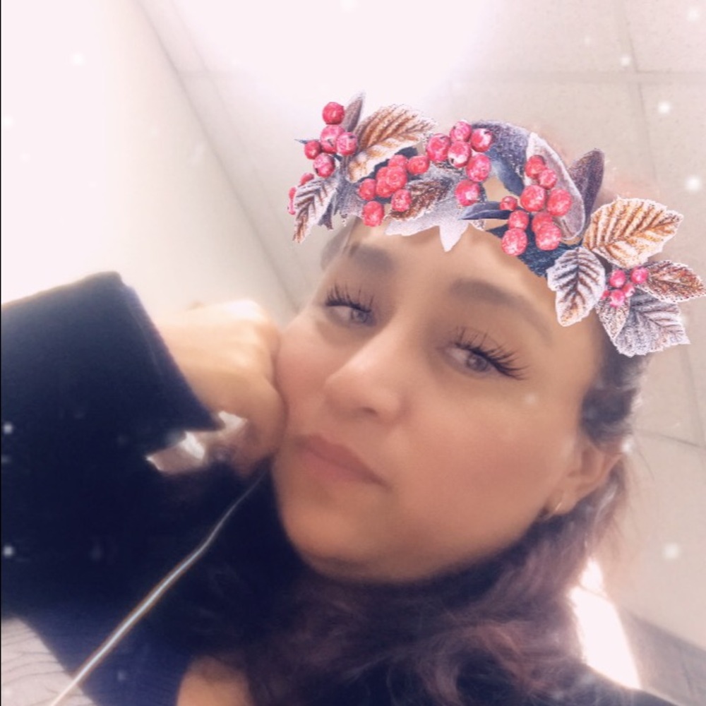 Meet your Posher, Maria