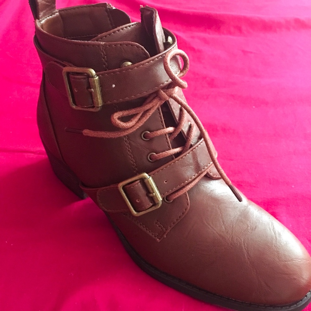 Unisa Lace-Up Ankle Boots