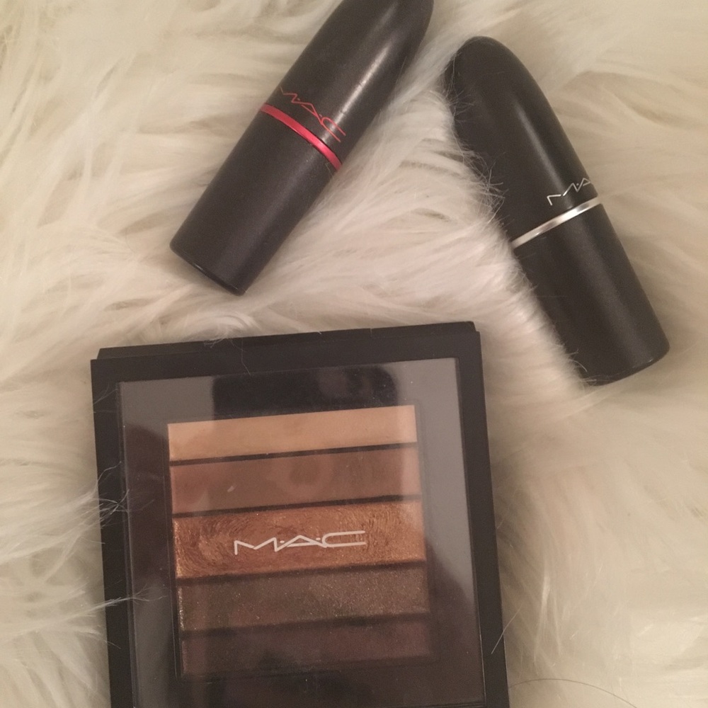 MAC eyeshadow + lipstick