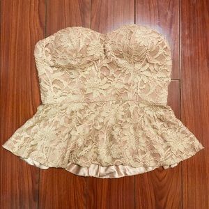 Lace peplum corset
