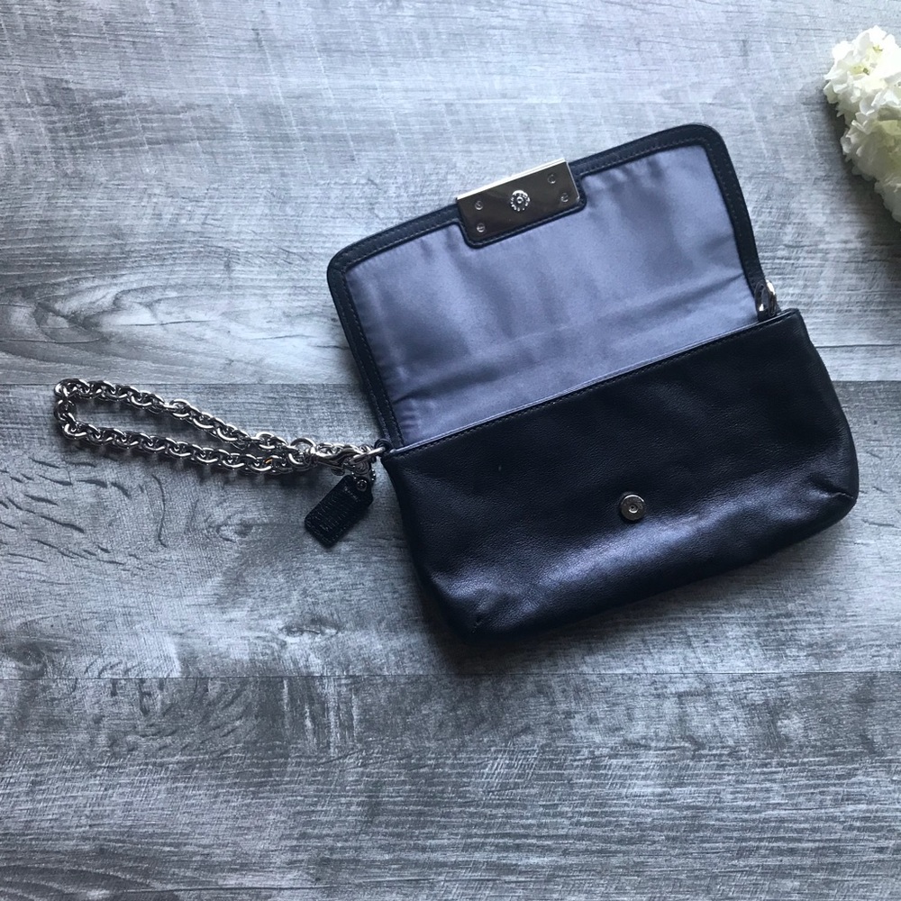 ➳ Authentic Coach Multi-Way Shoulder Bag - Picture 4 of 7