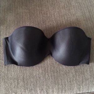 Strapless bra. NWOT. Missing straps-reposh