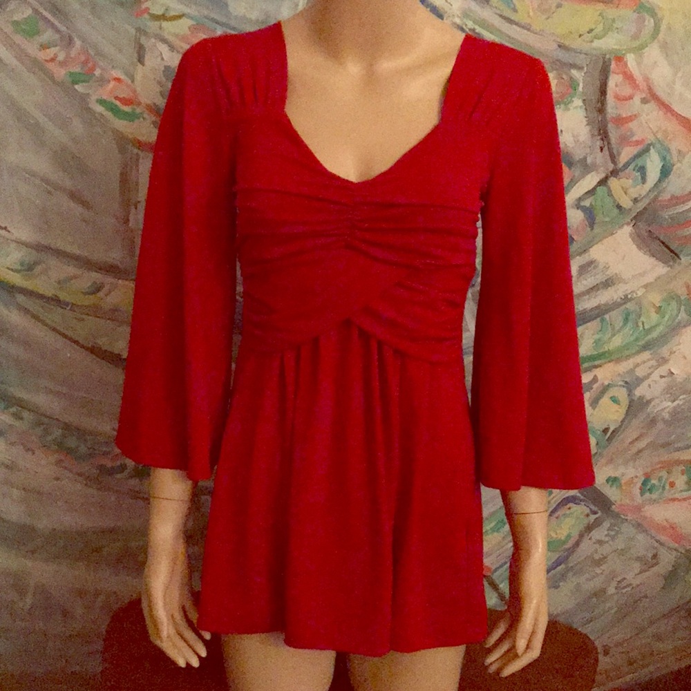 A Fabulous Red Top ❤️👠🎈