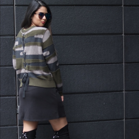 HOST PICK GI Jane Camo Print Sweater - Picture 2 of 6