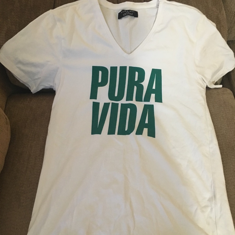 White Zara “PURA VIDA “  Vneck tee