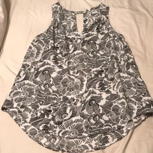 Old Navy tank top
