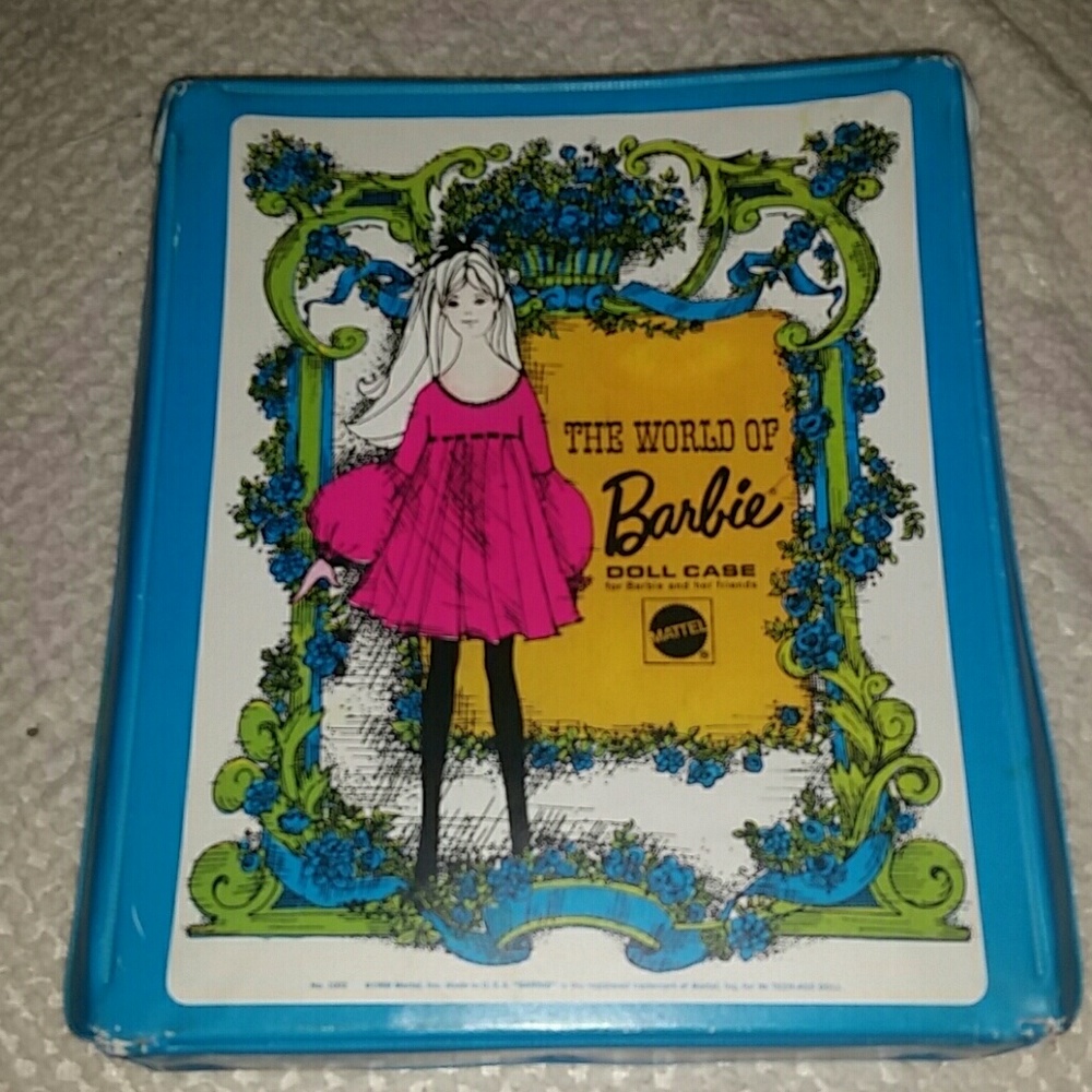 Vintage 1968 Barbie doll case