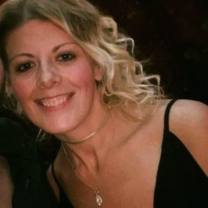 Meet your Posher, Lona