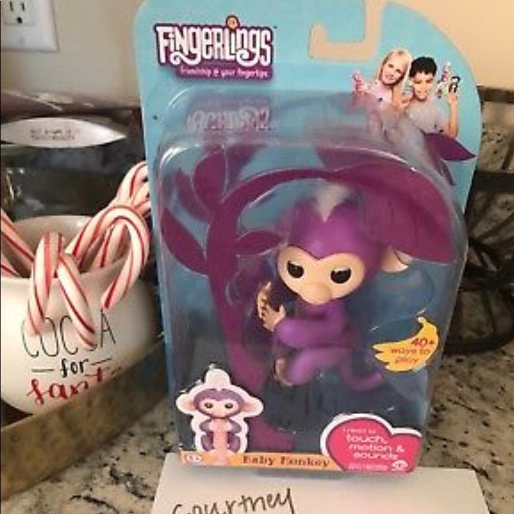 Authentic Purple Fingerling By WowWee