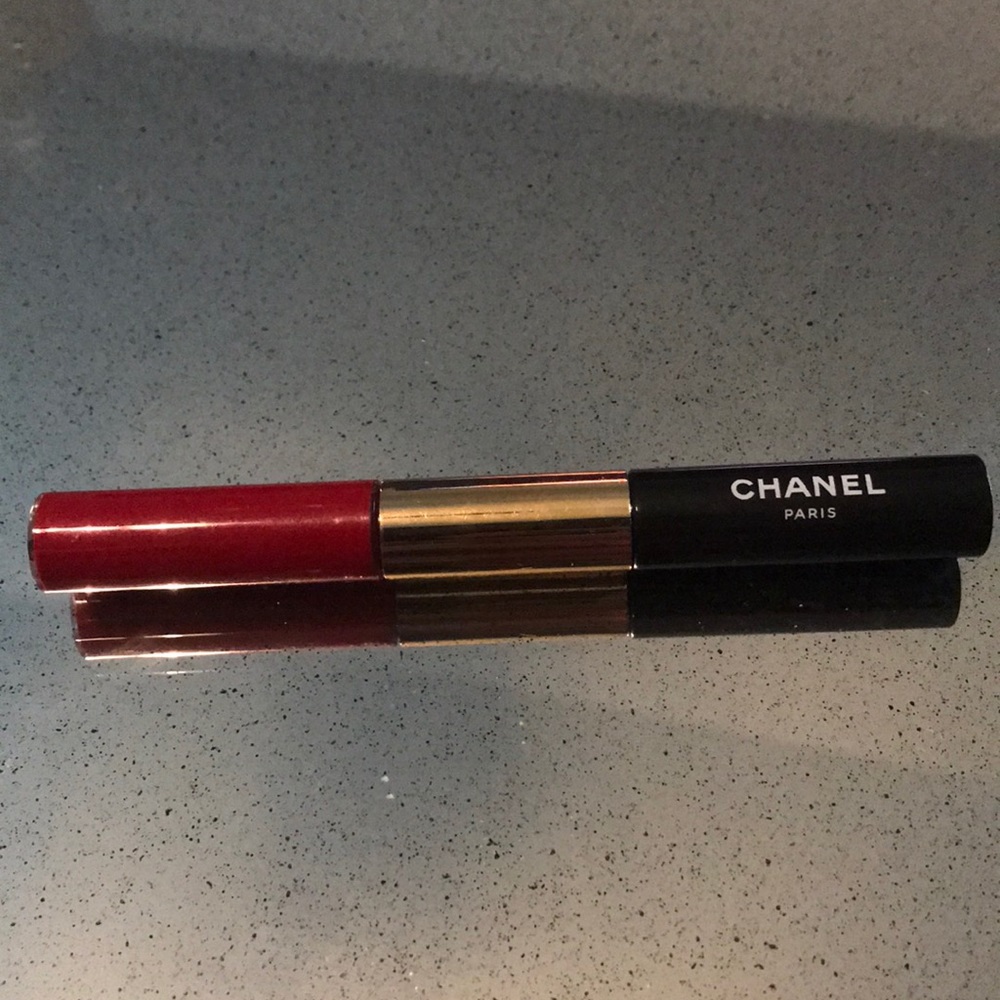 Daring Red lip gloss by CHANEL PARIS