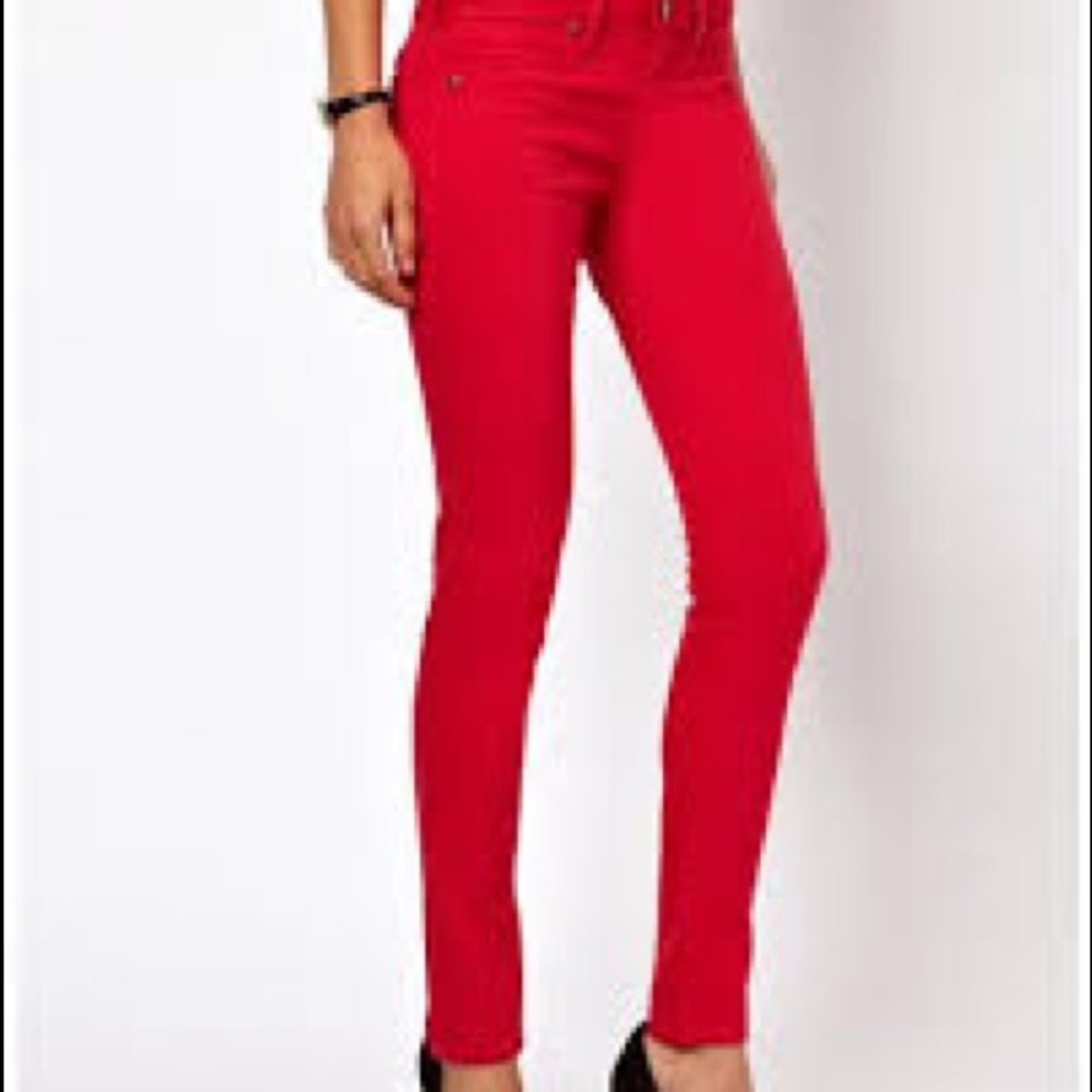 Red skinny jeans