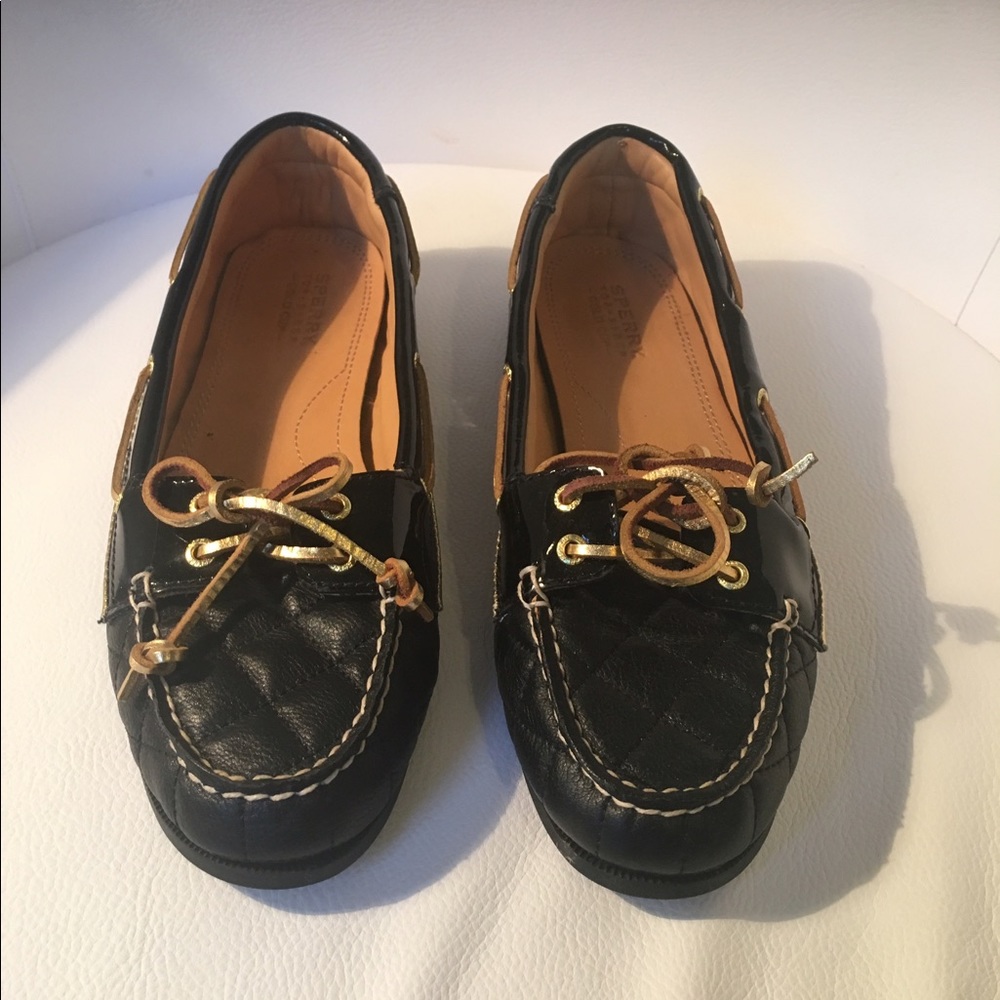 Black Sperrys with memory foam foot cushions size8