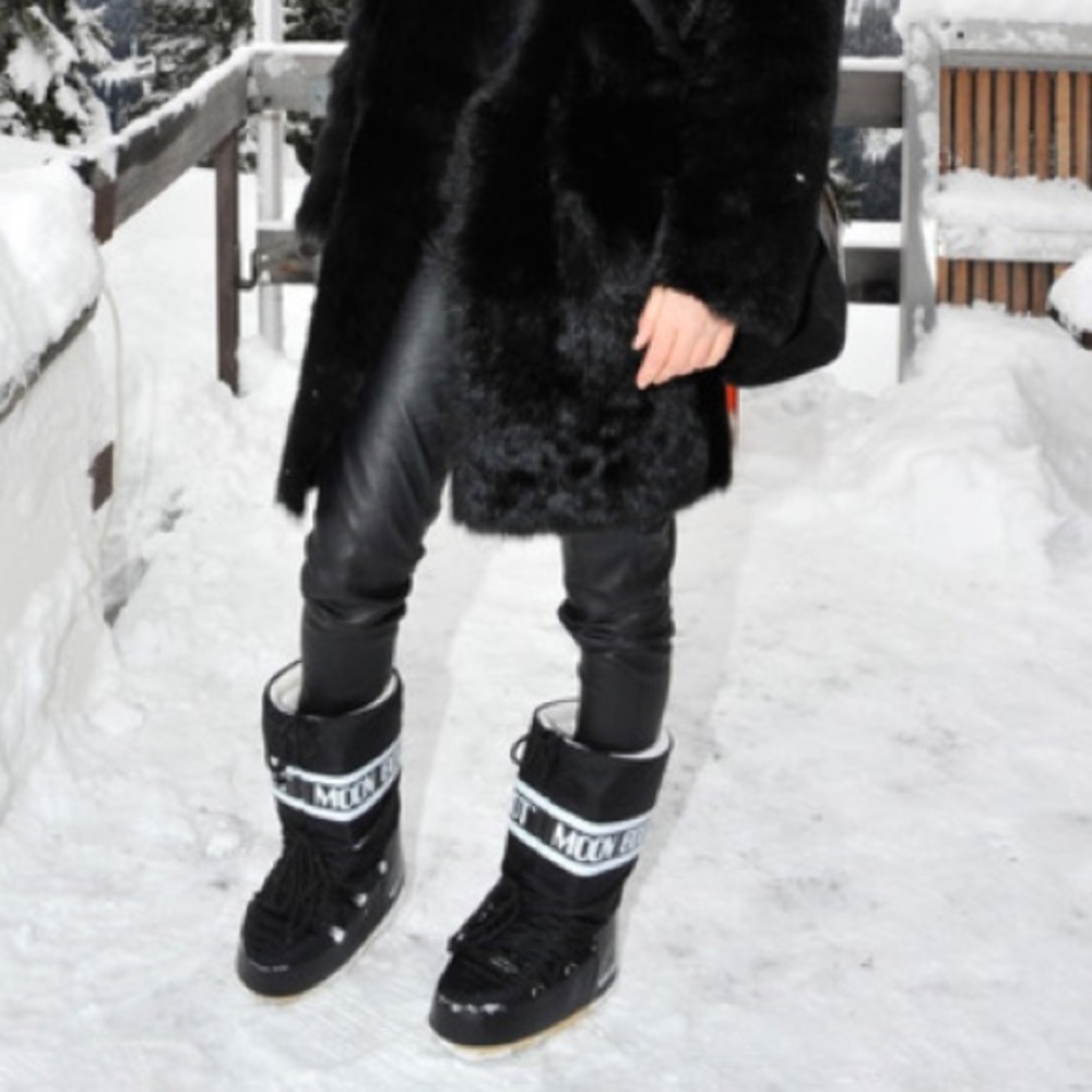 SOLD📍Tecnica Moon Boots