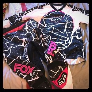SOLD ON ANOTHER APP Fox motorcycle riding gear
