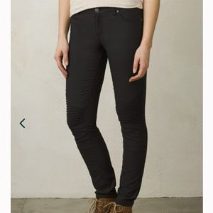 Flash sale, post office day!!! Prana Brenna Skinny
