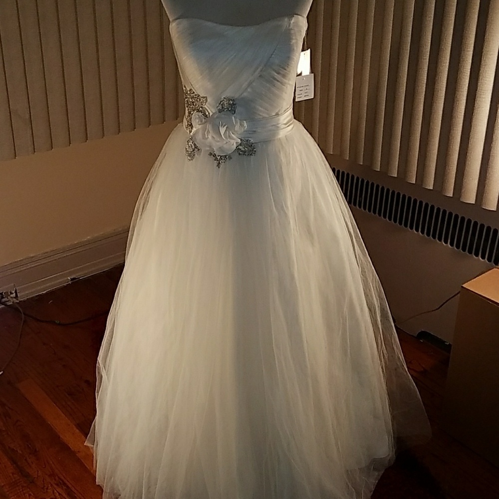 Oleg Cassini Wedding Gown Plus Size