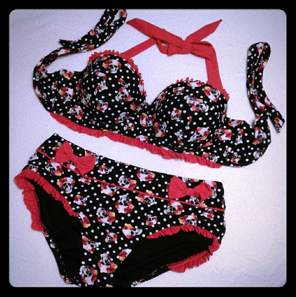 Hot Topic Other - Hot topic bathing suit