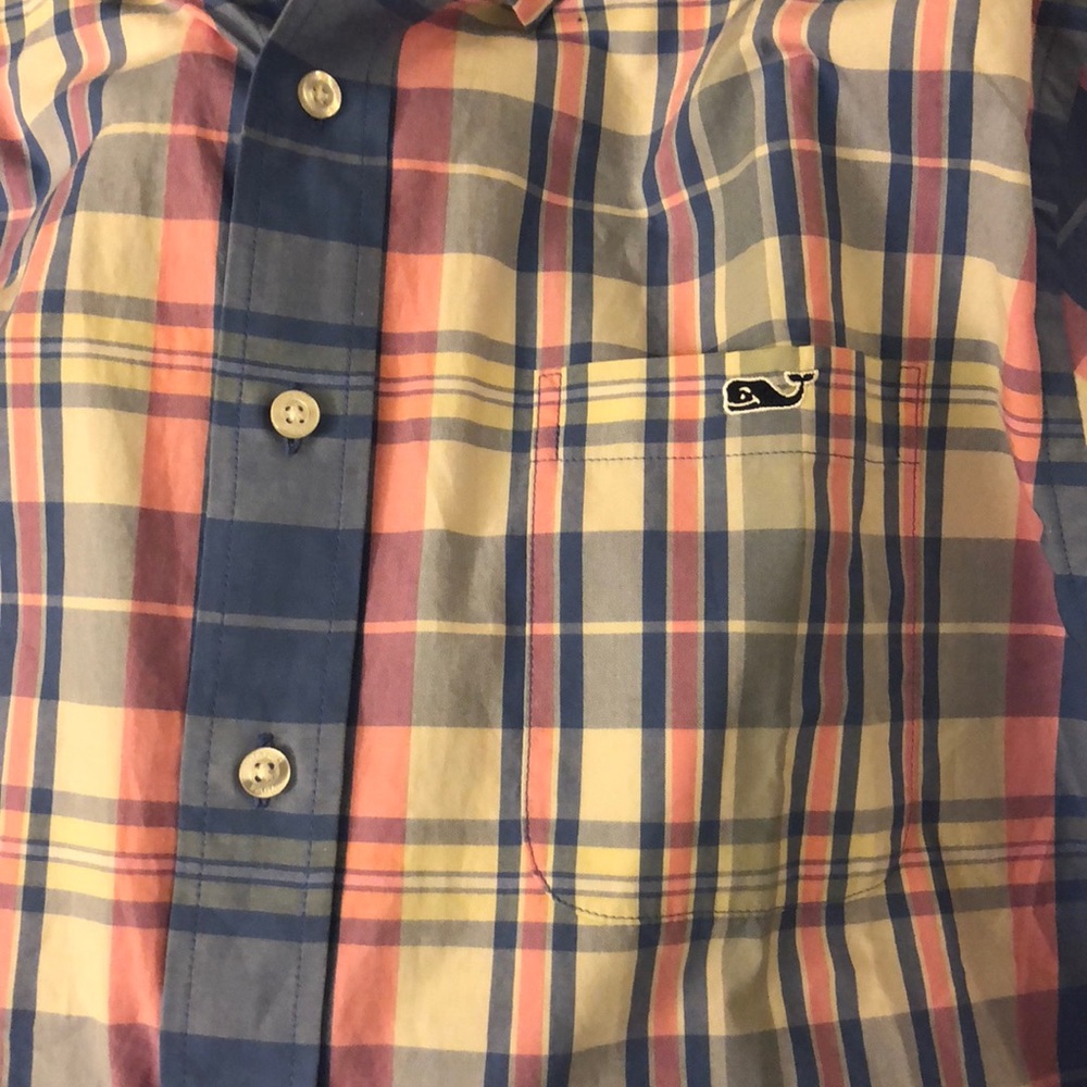 Plaid, short sleeve, collared Vineyard Vines shirt - Picture 3 of 3