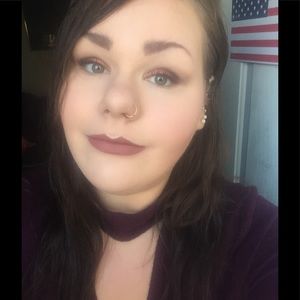 Meet your Posher, Ariel