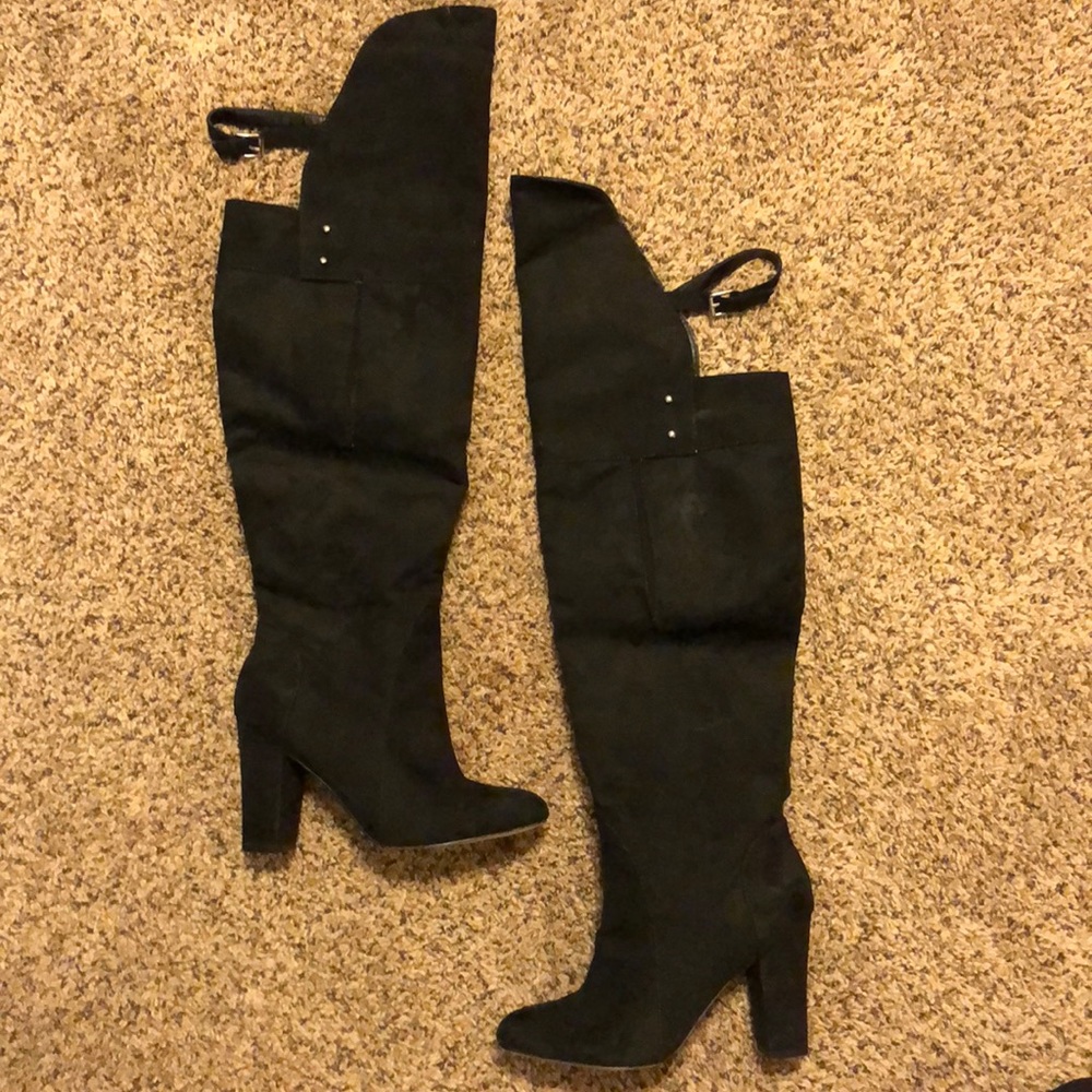 Black knee high boots with heel