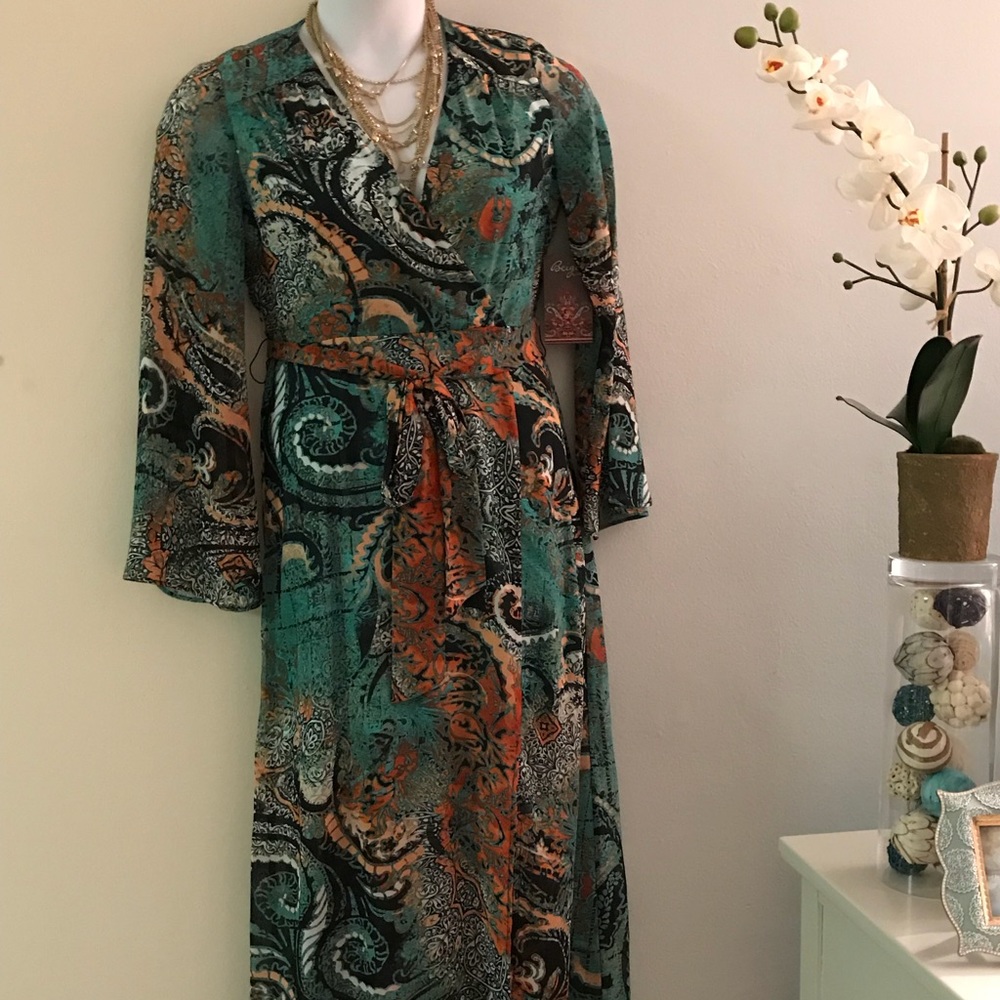 NWT Midi/Maxi flutter Dress🔅 NWT