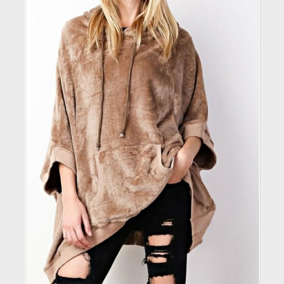 SALE! GRAB ONE NOW! 💕 - Picture 4 of 6