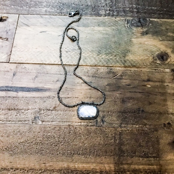 Sold! Diamond moonstone and labradorite necklace - Picture 3 of 5