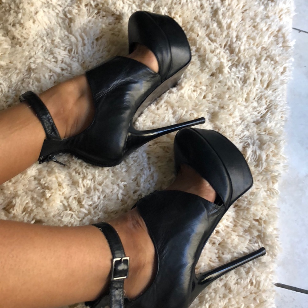 Bebe chic heel danced the night away in these!